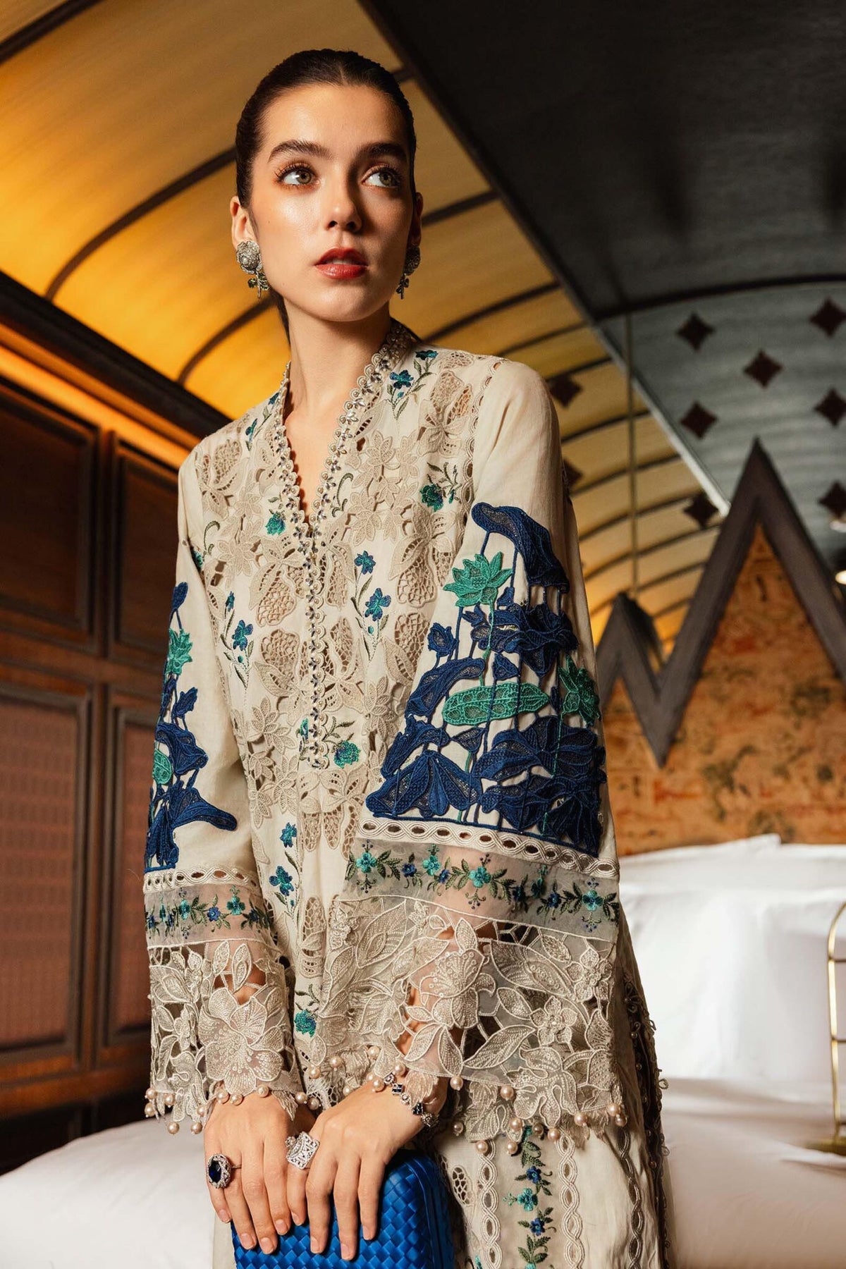 IRA EMBROIDERED KURTA SET